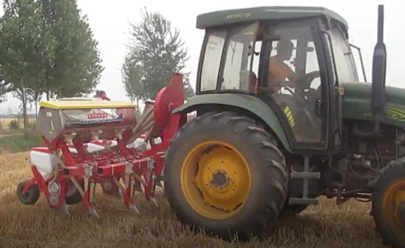 4 Rows Pneumatic Corn Seeder Machine with Fertilizer Corn Planter for Farm Tractor