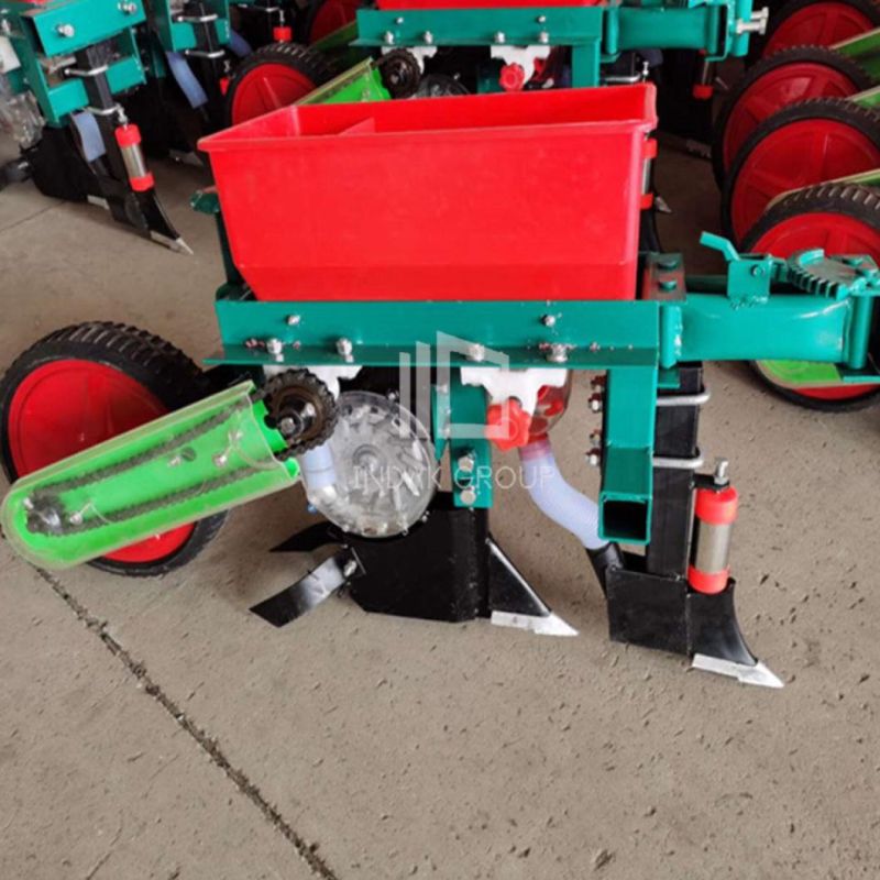 Hand Push Corn Seeder with Fertilizer