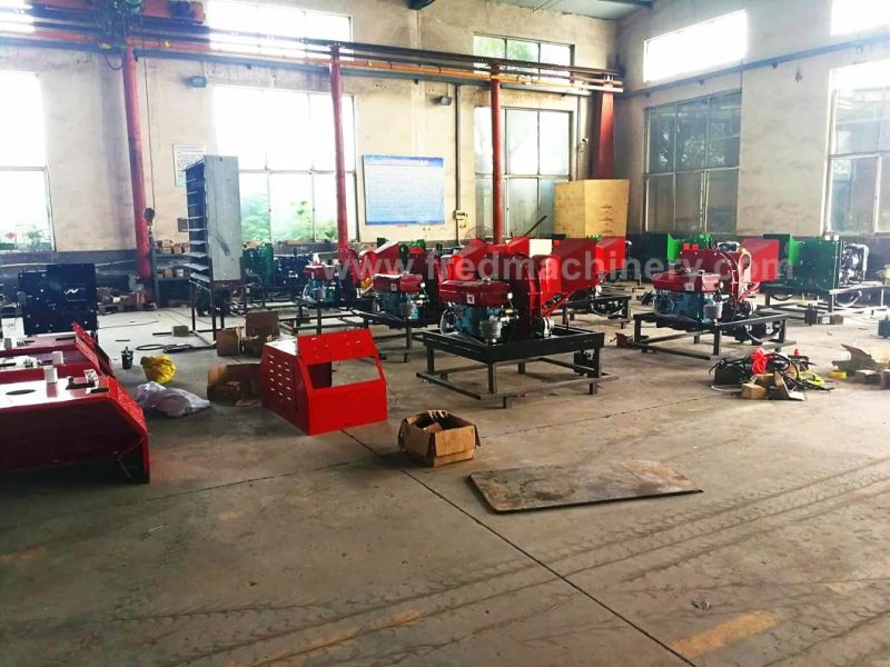High Efficiency 22HP Diesel Engine Crusher Dh-22 Wood Chipping Machine