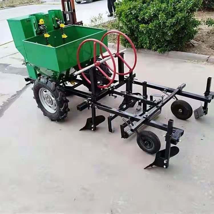 Made in China, Multi-Function Potato Planter, Cheap and Easy to Operate, Mini Potato Sowing Machine