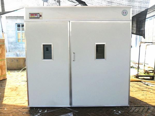 Hhd Ce Marked Automatic 2640 Egg Incubator for Sale