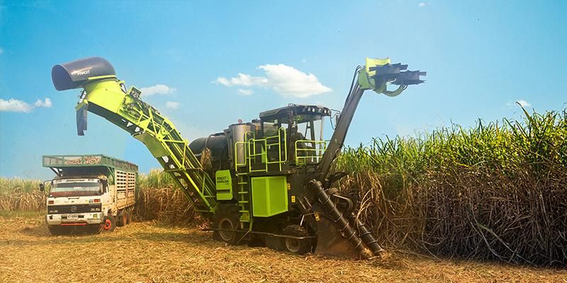 Powerful Trafficability Green Colour Harvesting Machine for Lodging Seriously Field