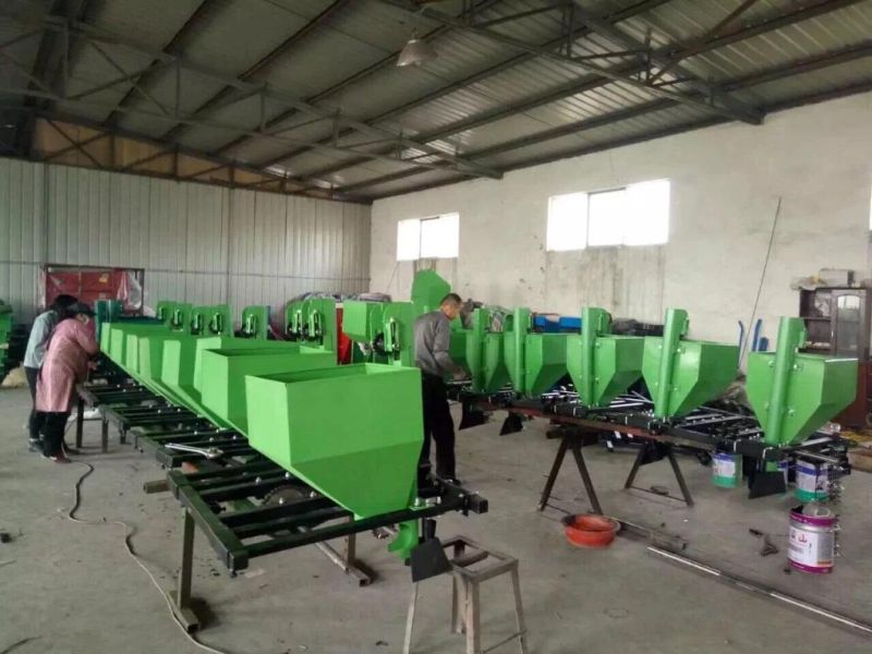 China Small Tractor Driven 4 Rows Potato Seeder Machine for Sale