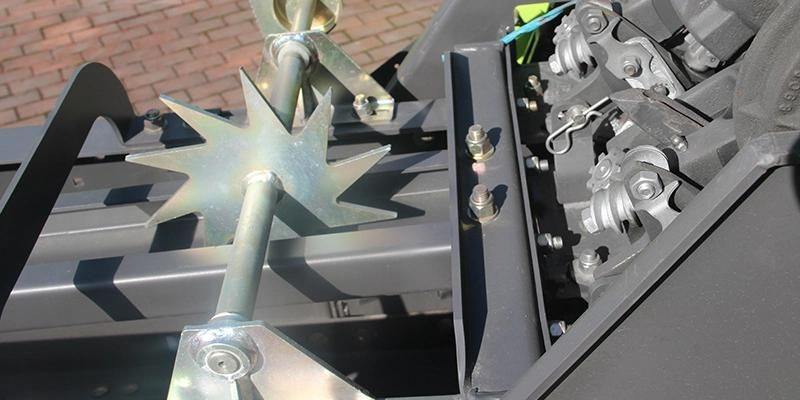 Good Safety Economical Hay Baler Prices with Floating Type Crushing Pickup