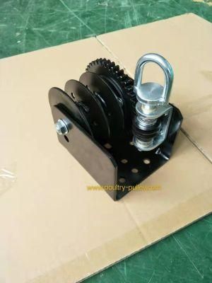Pulley 3-1/2&quot; Cast Iron with Eye Bolt, Red.