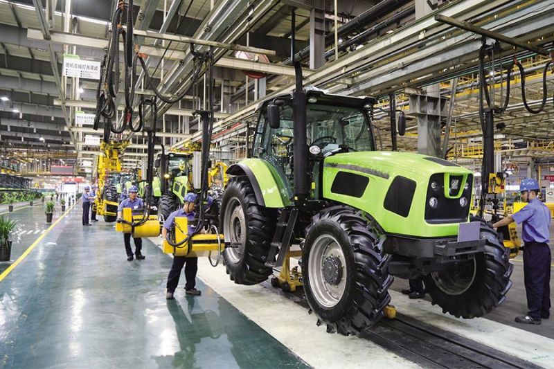John Deere/Yto/Foton Lovol 20HP 40HP 60HP 80HP 100HP 120HP 160HP 180HP Mini Farm Two Wheel Tractor Electric Walking Agricultural Machinery Diesel Tractor