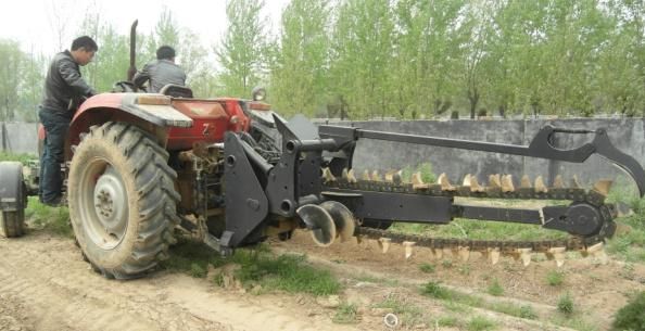 3 Point Hitch Mini One Chain Trencher Tractor Ditching and Trenching Machine for Sale