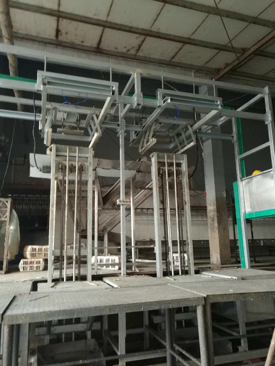 Automatic Poultry Cage Conveying Machine Used in Poultry Slaughterhouse