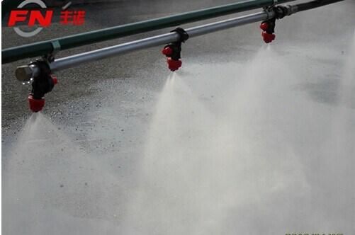 Boom Sprayer Spraying Machine Track 1000liter 1500liter 2000liter Sprayer Plant Protection Tractor Spraying Large-Scale Sprayer Track Wheel Work Spraying
