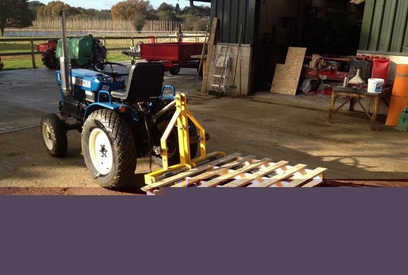 3point Tractor Pallet Forks PF300 300kg Loading Capacity