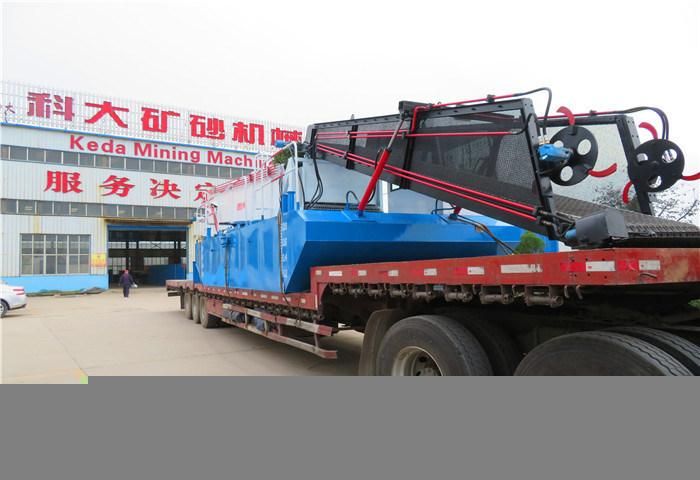 Aquatic Weed Removal Vessel Used in Lake Cleaning