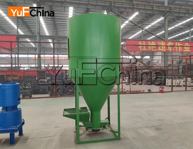 Vertical Feed Mixer Machine and Crusher for Feed Production Line