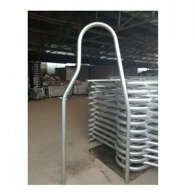 Custom Cow Headlock with Hot-Galvanized Steel Pipe / Cow Equipment / Cattle Headlock Factory