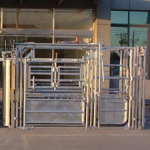 Hot DIP Galvanized Cattle Crush/ Squeeze Chut