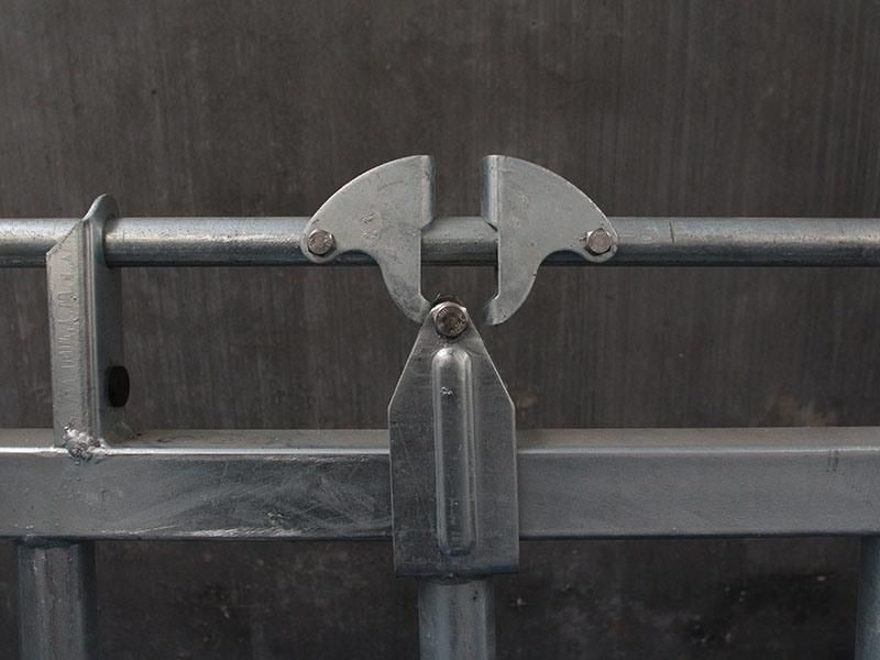 Factory Made Galvanized Cattle Headlock Stall